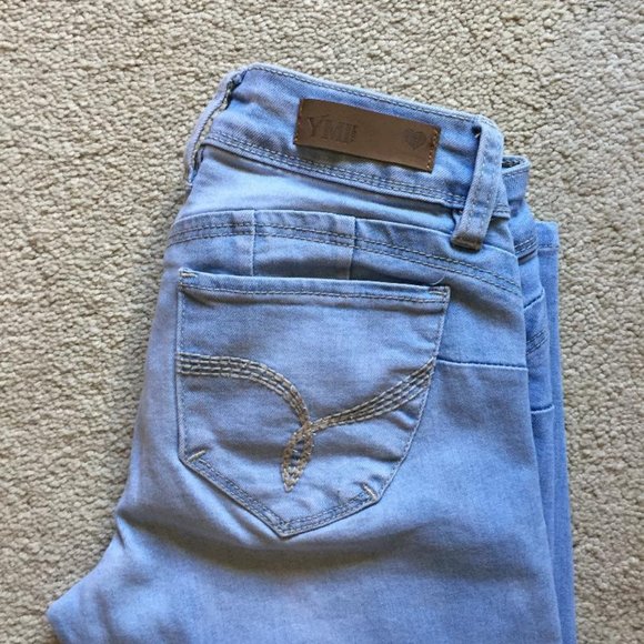 YMI JEANS - Picture 2 of 6